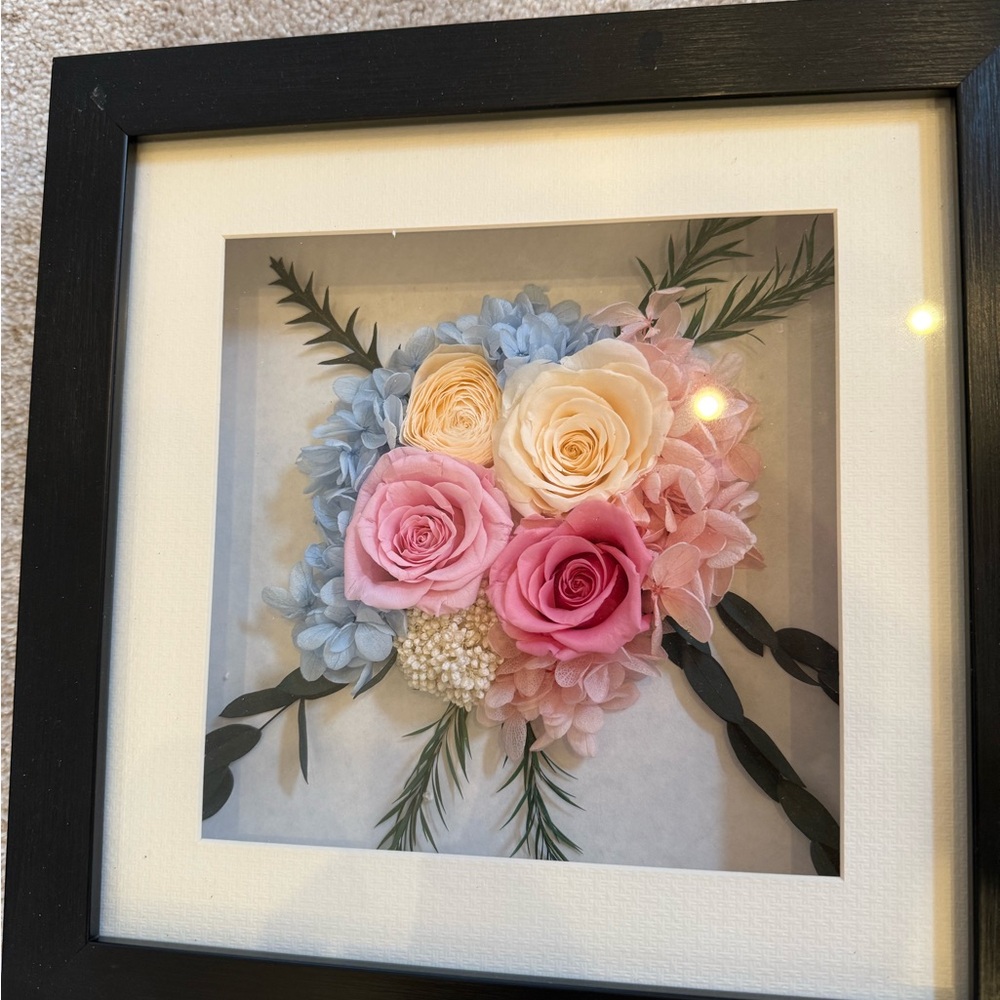 Preserved Flower Wall Decor